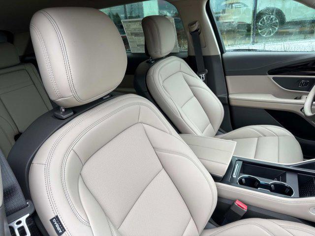 new 2025 Lincoln Nautilus car, priced at $53,794
