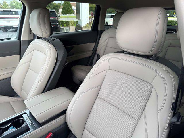 new 2025 Lincoln Nautilus car, priced at $53,794
