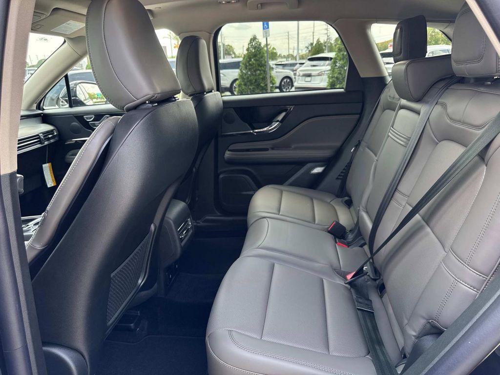 new 2025 Lincoln Corsair car, priced at $44,048