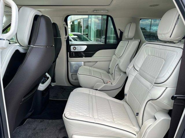 new 2024 Lincoln Navigator car, priced at $116,615