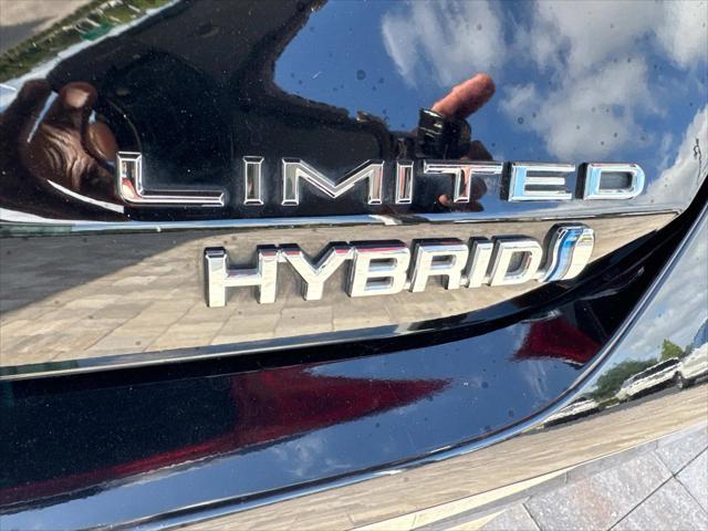 used 2022 Toyota Avalon Hybrid car, priced at $32,600