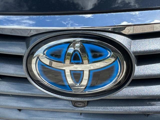 used 2022 Toyota Avalon Hybrid car, priced at $32,600