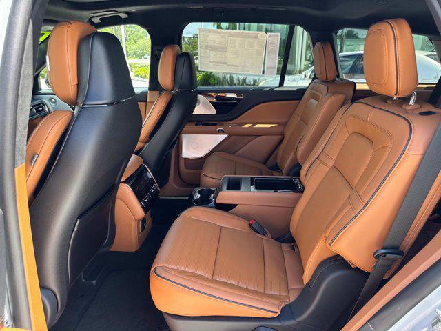 new 2025 Lincoln Aviator car, priced at $90,070