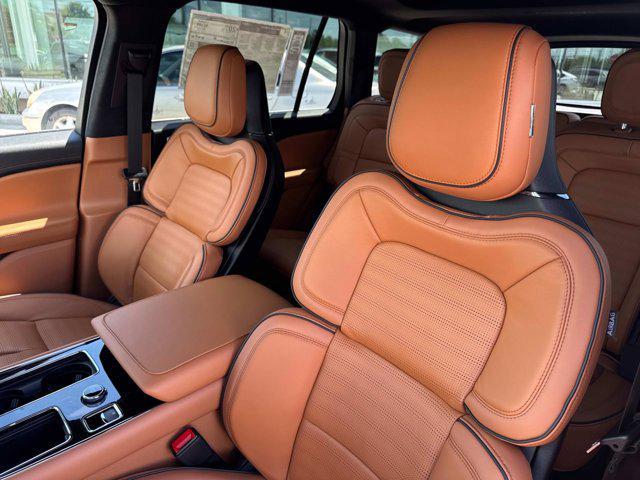 new 2025 Lincoln Aviator car, priced at $90,070