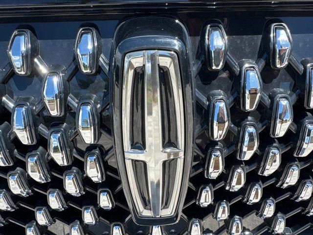 new 2025 Lincoln Aviator car, priced at $90,070