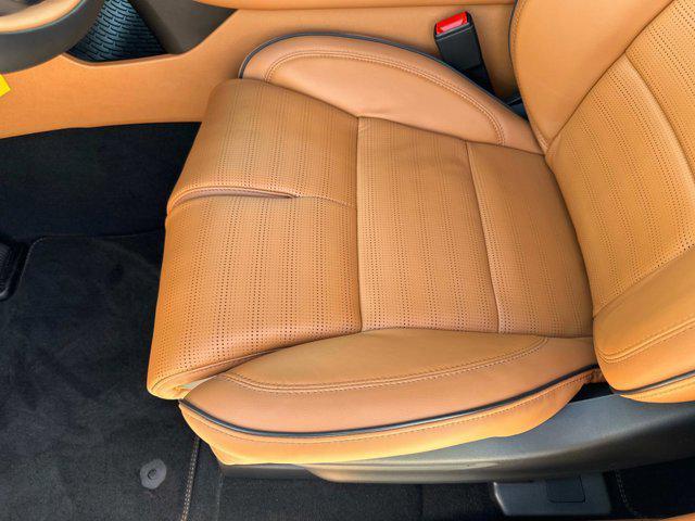 new 2025 Lincoln Aviator car, priced at $90,070