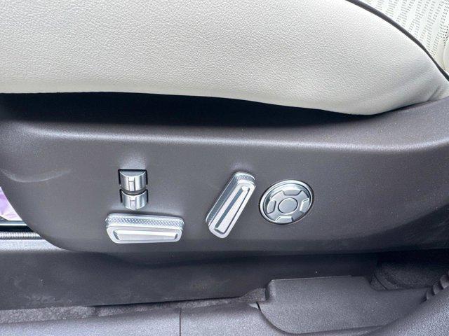 new 2025 Lincoln Nautilus car, priced at $71,993