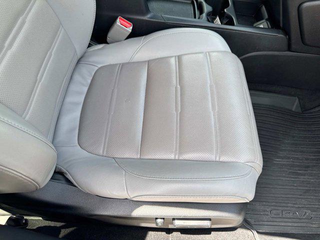 used 2018 Honda CR-V car, priced at $17,100
