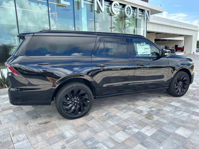 new 2025 Lincoln Navigator car, priced at $104,333
