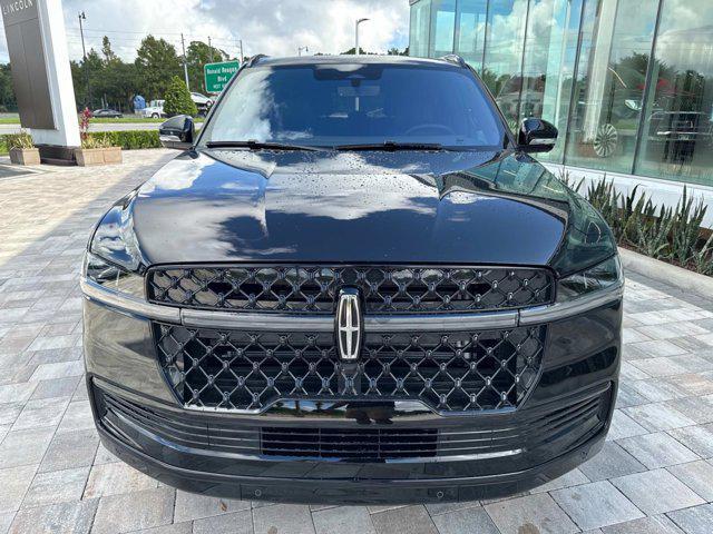 new 2025 Lincoln Navigator car, priced at $104,333