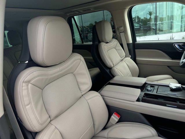 new 2024 Lincoln Navigator car, priced at $85,000