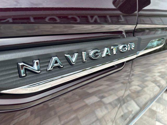 new 2024 Lincoln Navigator car, priced at $85,000