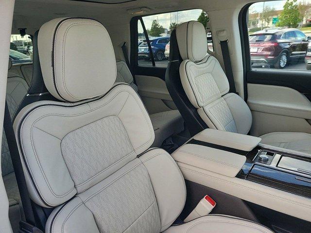 new 2024 Lincoln Navigator car, priced at $117,870