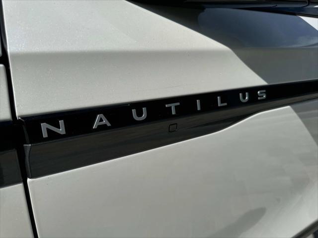 new 2024 Lincoln Nautilus car, priced at $58,824