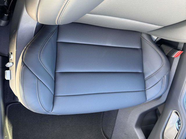 new 2025 Lincoln Nautilus car, priced at $53,616