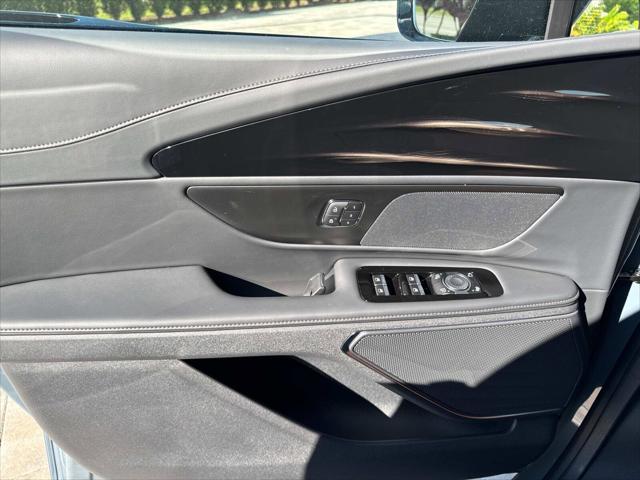 new 2025 Lincoln Nautilus car, priced at $58,485
