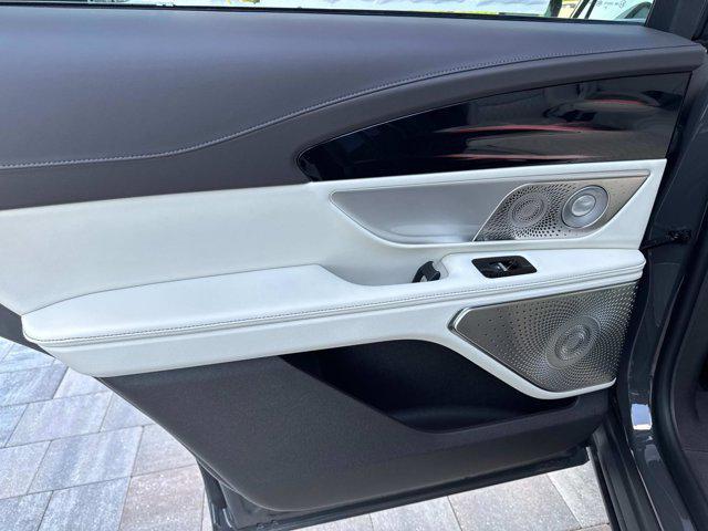 new 2025 Lincoln Nautilus car, priced at $79,645