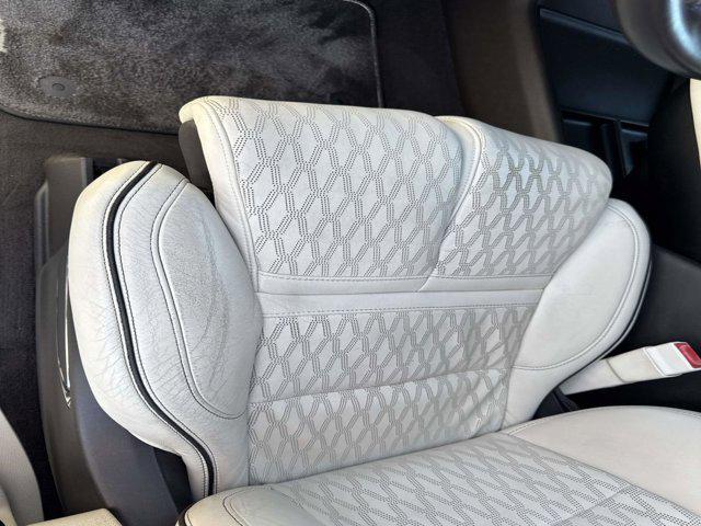 used 2019 Lincoln Navigator car, priced at $34,800