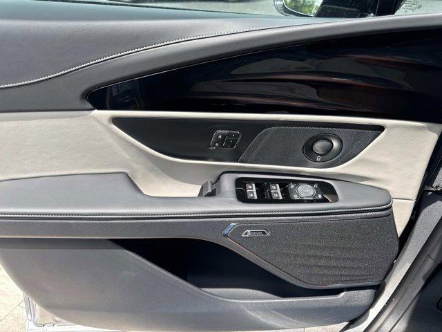 new 2025 Lincoln Nautilus car, priced at $60,288
