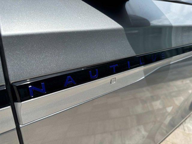 new 2025 Lincoln Nautilus car, priced at $60,288