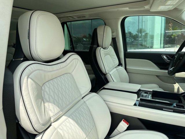 new 2024 Lincoln Navigator car, priced at $118,120