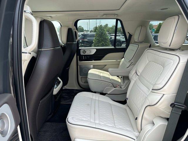 new 2024 Lincoln Navigator car, priced at $118,120