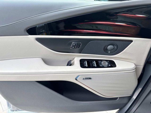 new 2025 Lincoln Nautilus car, priced at $59,195