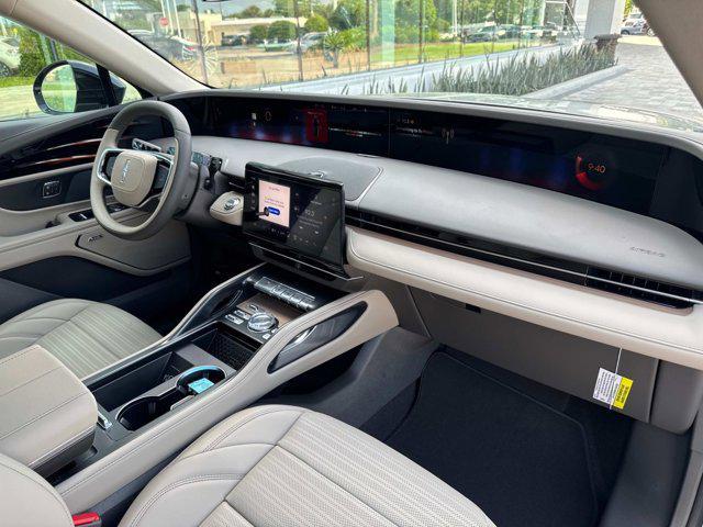new 2025 Lincoln Nautilus car, priced at $59,195