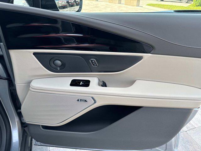 new 2025 Lincoln Nautilus car, priced at $59,195