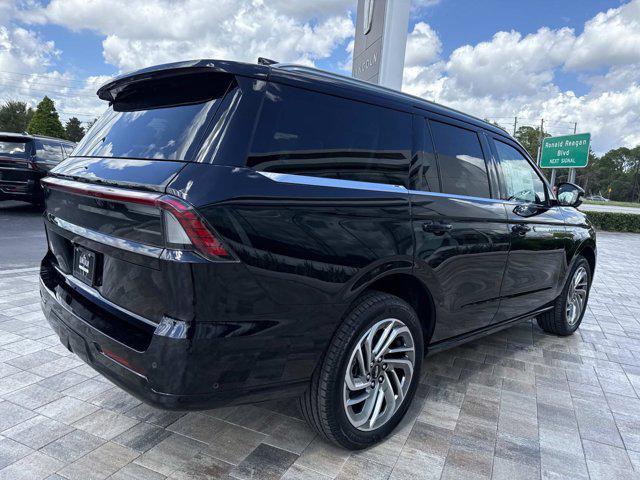 new 2025 Lincoln Navigator car, priced at $101,463