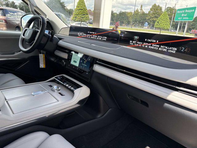 new 2025 Lincoln Navigator car, priced at $101,463
