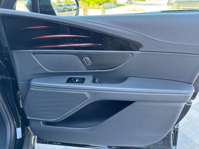 new 2025 Lincoln Nautilus car, priced at $54,954