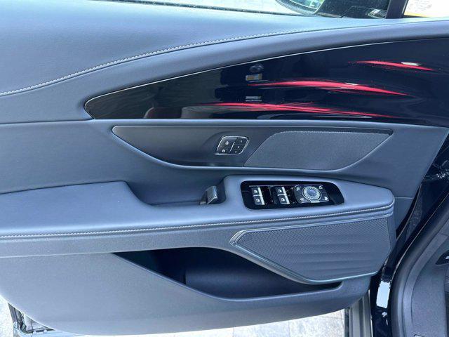 new 2025 Lincoln Nautilus car, priced at $54,954