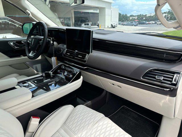 new 2024 Lincoln Navigator car, priced at $96,215