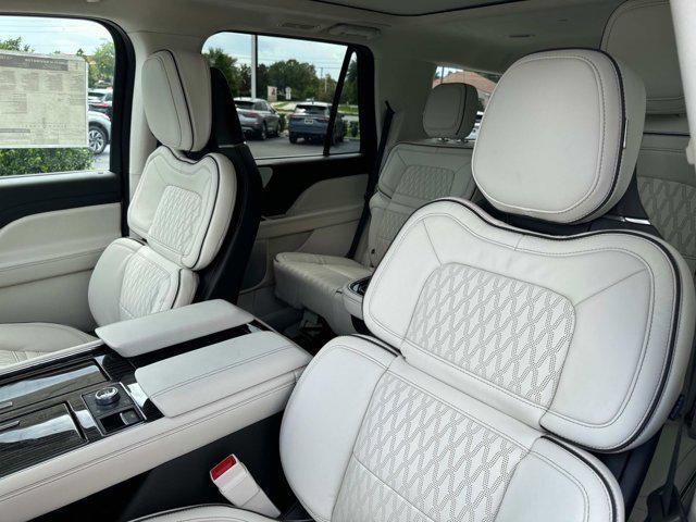 new 2024 Lincoln Navigator car, priced at $96,215
