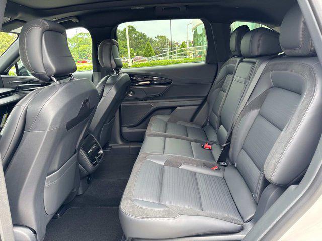 new 2025 Lincoln Nautilus car, priced at $65,784
