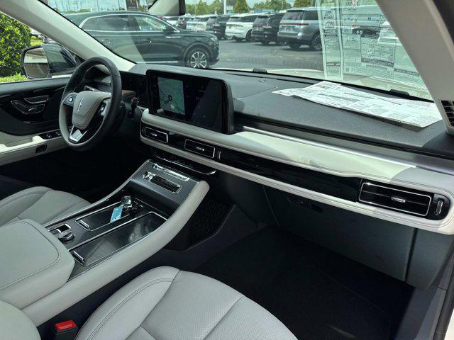 new 2025 Lincoln Aviator car, priced at $58,648
