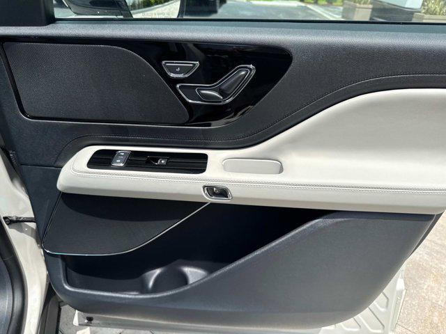 new 2025 Lincoln Aviator car, priced at $58,648