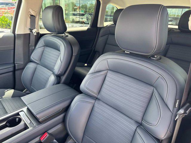 new 2025 Lincoln Nautilus car, priced at $63,115