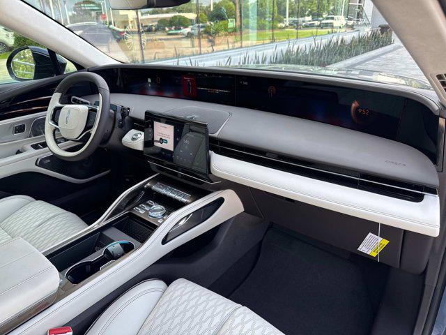 new 2025 Lincoln Nautilus car, priced at $76,395