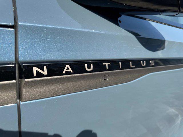 new 2025 Lincoln Nautilus car, priced at $76,395
