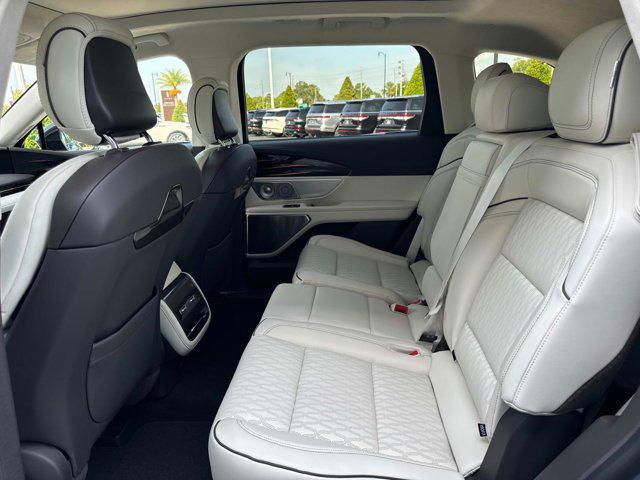 new 2025 Lincoln Nautilus car, priced at $76,395