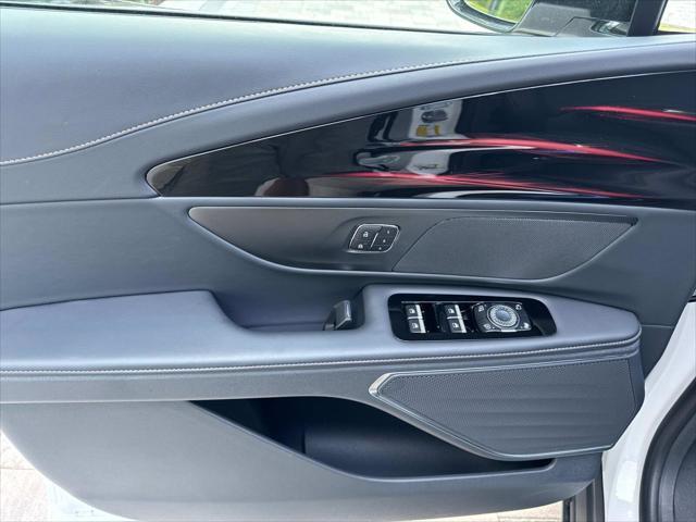 new 2025 Lincoln Nautilus car, priced at $56,485