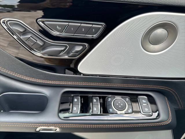new 2025 Lincoln Aviator car, priced at $98,075
