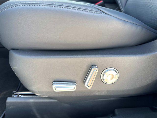 new 2025 Lincoln Nautilus car, priced at $60,955