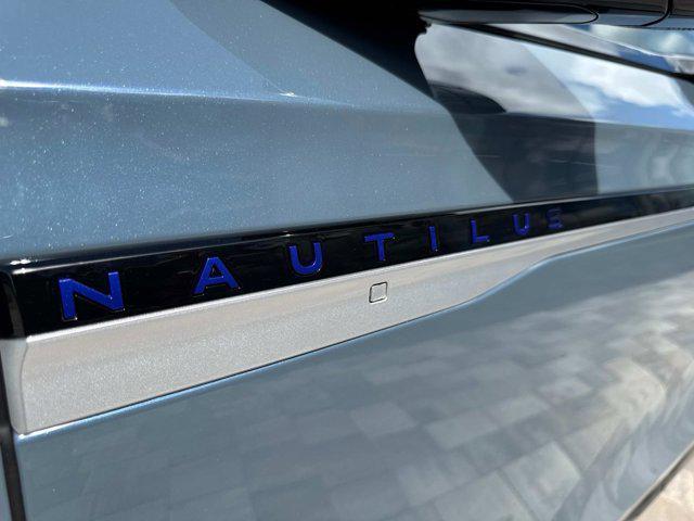 new 2025 Lincoln Nautilus car, priced at $60,955