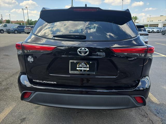 used 2020 Toyota Highlander car, priced at $25,300