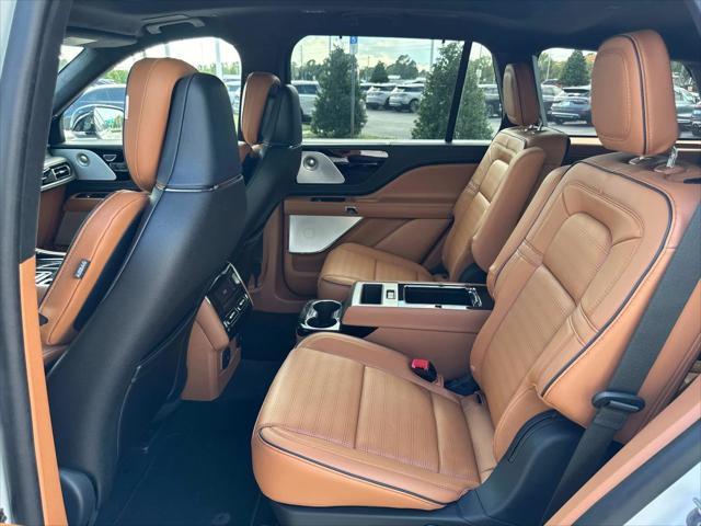 new 2025 Lincoln Aviator car, priced at $86,716