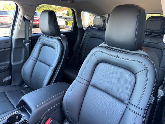new 2025 Lincoln Corsair car, priced at $43,892