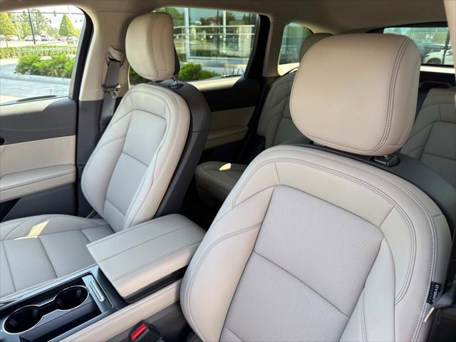 new 2025 Lincoln Nautilus car, priced at $53,735